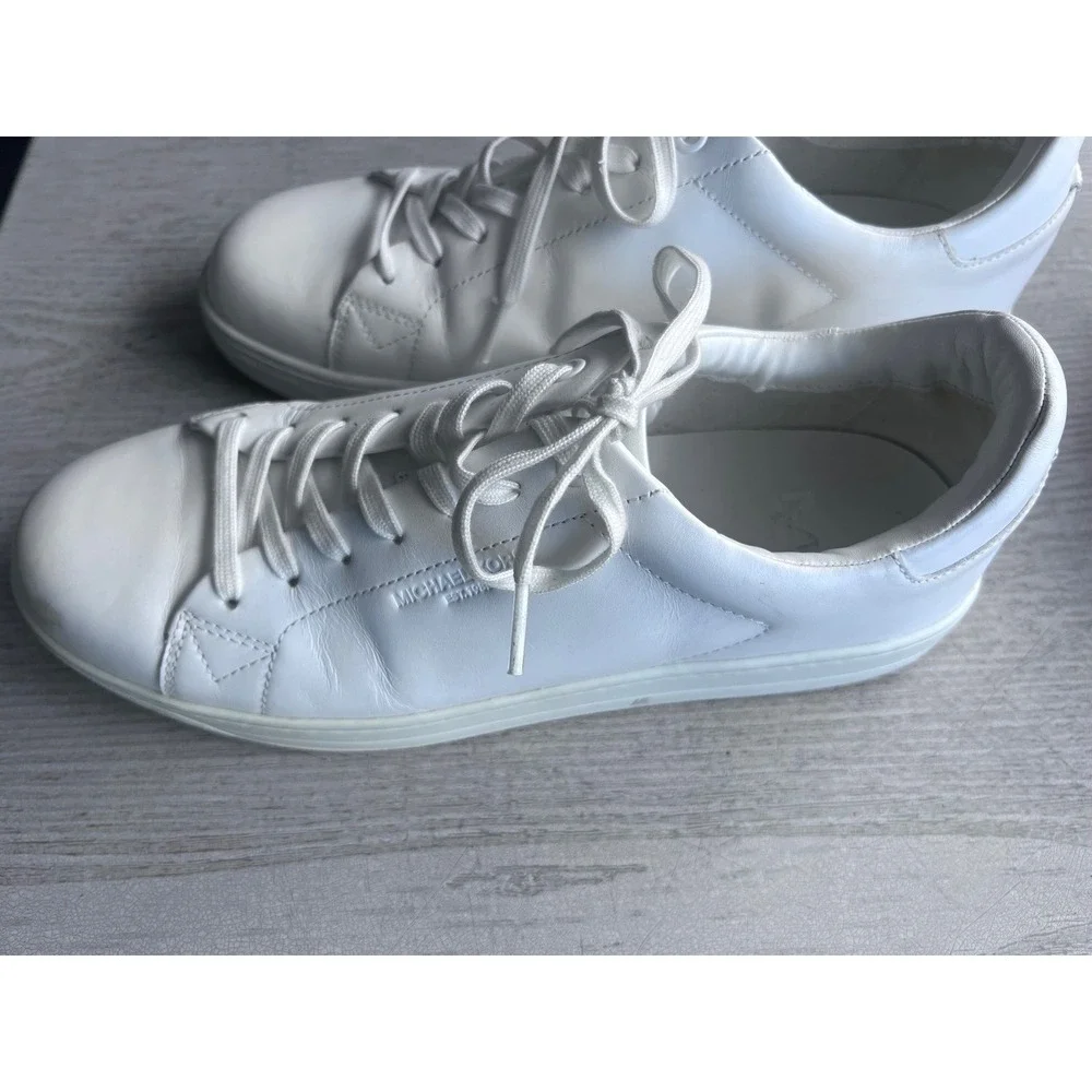 Michael Kors White Leather Low Top Sneakers Womens 9M FT22E Lace Up Round‎ Toe